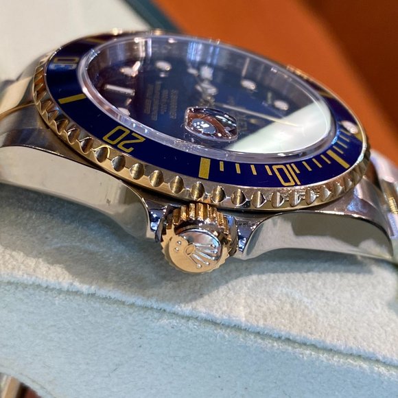 Rolex Submariner - Picture 5 of 7